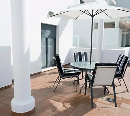 Conilsolymar Terraza * Коніль-де-ла-Фронтера